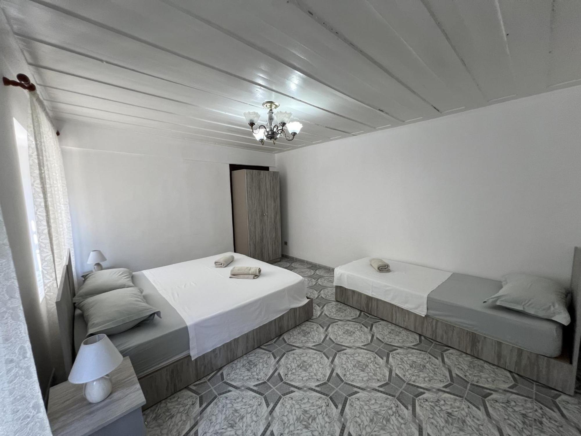 Onetwosleep Guesthouse Shkodër Exteriér fotografie