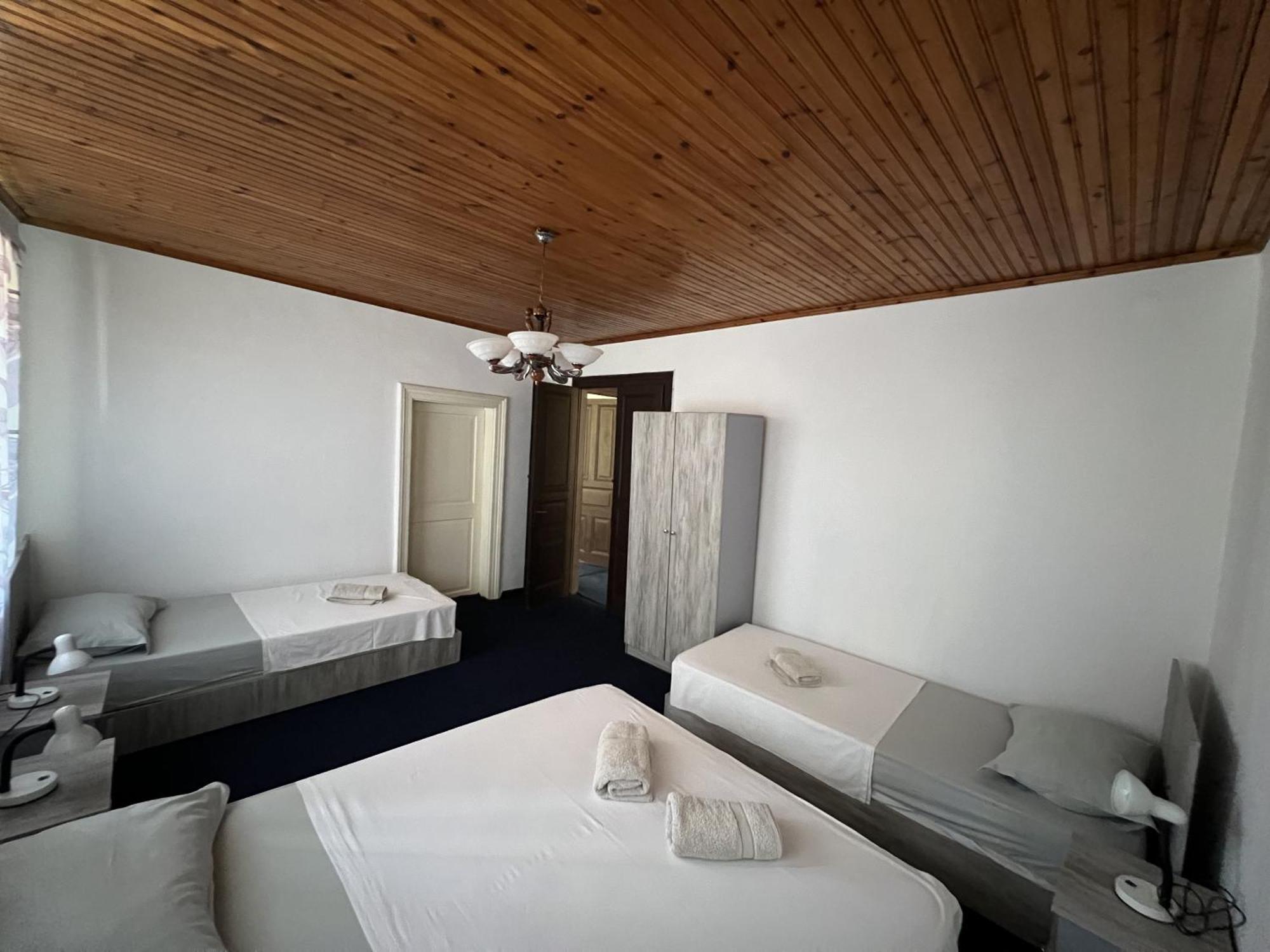 Onetwosleep Guesthouse Shkodër Exteriér fotografie